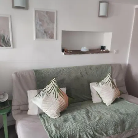 30 M 2 Avec Terrasse Et Coin Detente Lägenhet