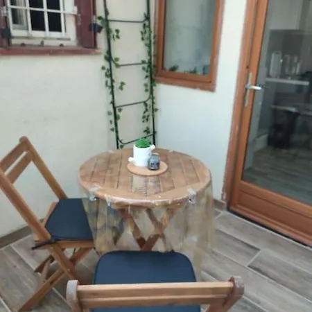 아파트 30 M 2 Avec Terrasse Et Coin Detente 케인즈수르메르